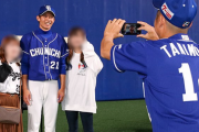 【朗報】谷元圭介さん、ファンのために写真を撮ってあげる