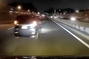 東名高速の危険運転！と投稿された動画がどう見ても投稿者が仕掛けている（笑）