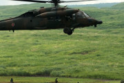 【画像】米軍「ヤバい！ヘリが不時着します！」農家「ぎゃあああああ！！！」→結果