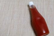【悲報】ケチャップ、一人暮らしだと使い切ることができない