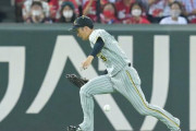 阪神は悪夢の七回　守乱で一挙４失点の逆転負け　球団５５００勝はお預けに