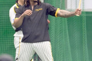 阪神・藤浪の投球練習でマルテが打席に立った理由　「変わりたいという気持ちを感じるんだ」