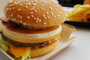 【緊急】マックのバイトが5chに降臨 → 驚きの事実を暴露して5ch騒然wｗｗｗｗｗｗｗ