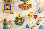 「ラピュタ」アクセサリーシリーズ8種が登場！飛行石やキツネリスがモチーフ