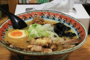 【飯テロ】ワイ、この時間に札幌ラーメンが食べたくなる